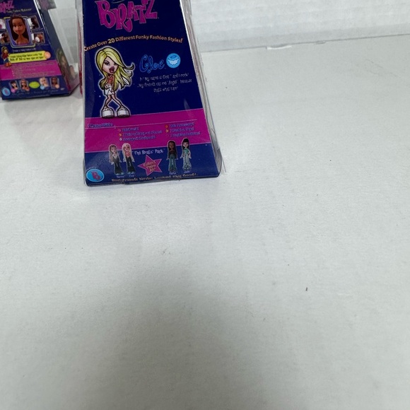 Bratz Mini Dolls  Lot of 4 all sealed mixes series all in great condition - Picture 10 of 10